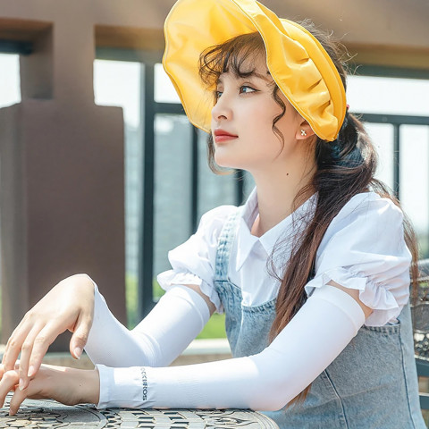 
Dviratininko rankų šildytuvai nuo saulės su UPF50+ filtru, 2 vnt. - balti
