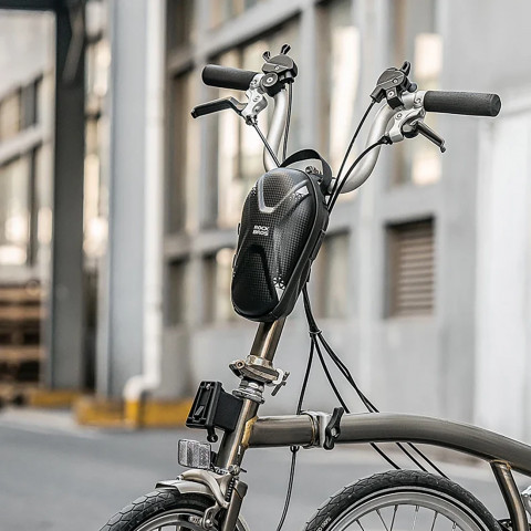 
Dviračio arba paspirtuko vairo krepšys 1,3 l - juodas
