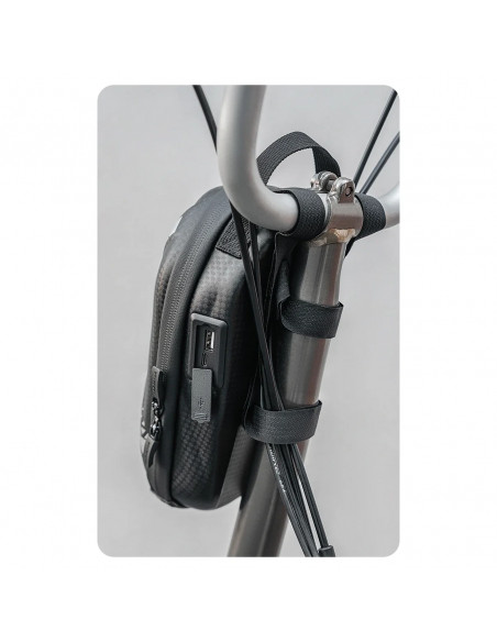 
Dviračio arba paspirtuko vairo krepšys 1,3 l - juodas
