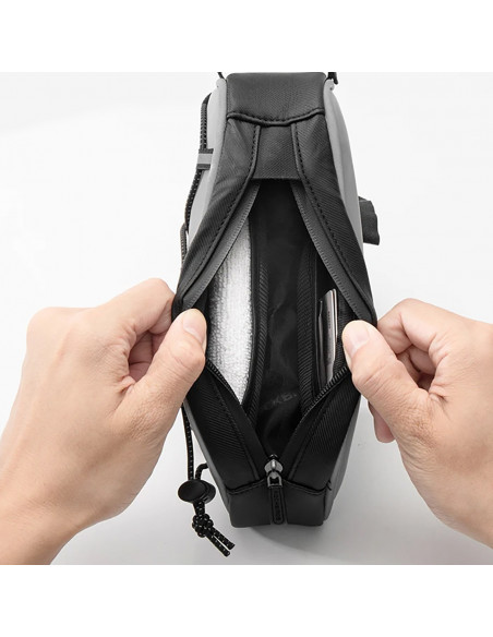 
Prie rėmo tvirtinamas dviračio krepšys, 0,9 l – sidabrinis
