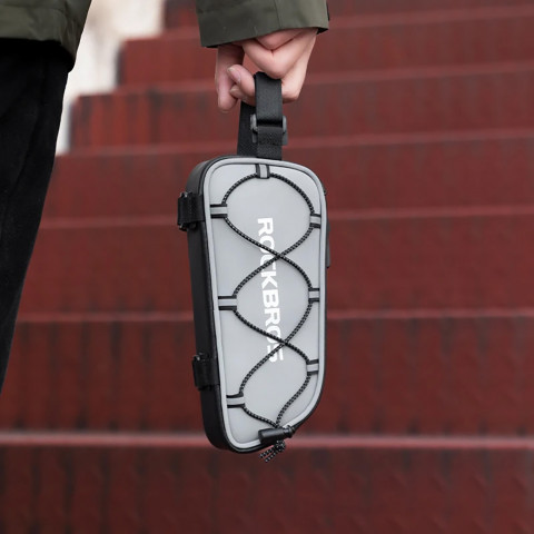 
Prie rėmo tvirtinamas dviračio krepšys, 0,9 l – sidabrinis
