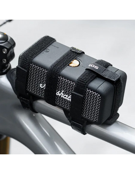 
Dviračio laikiklis su lipnia juosta, skirtas tvirtinti prie vairo rėmo garsiakalbiui, vandens buteliukui ir pan. - juod...