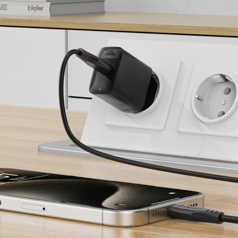 
A104 GaN USB-C PD SFC 25W sieninis įkroviklis – juodas
