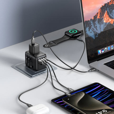 
Universalus kelioninis įkroviklis 17W ES / JAV / JK / JP / AU / CN - juodas
