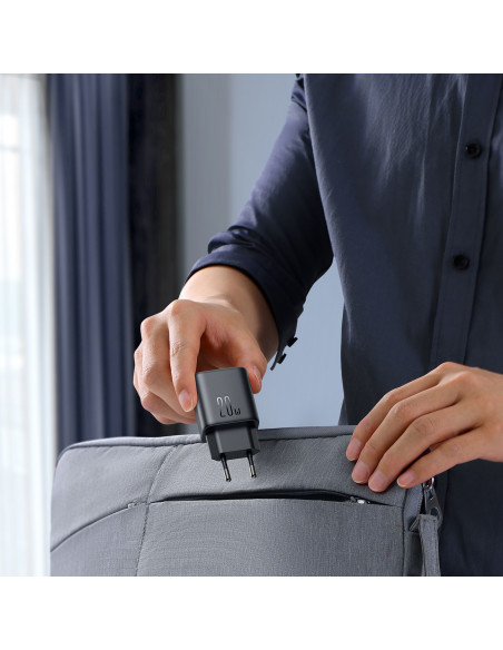 
USB-C PD QC 20W sieninis įkroviklis – juodas
