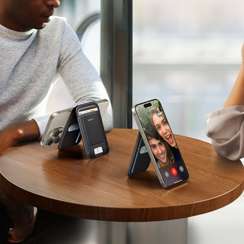 
Magnetinė piniginė „MagSafe“ su stovu – juoda
