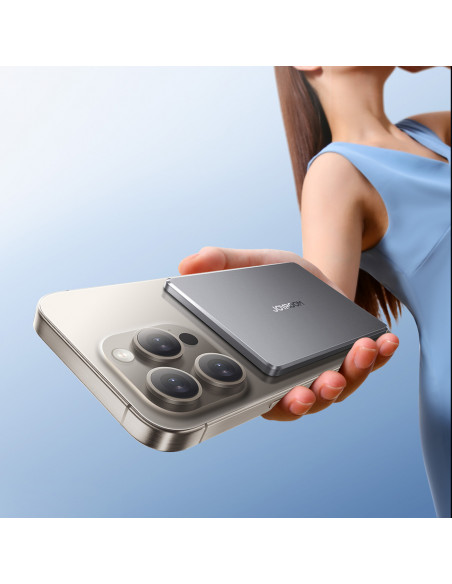 
5000mAh USB-C išorinė baterija su 20 W PD ir 15 W indukciniu įkrovimu – pilka
