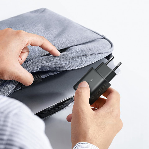 
USB-C 25W SFC PPS PD sieninis įkroviklis – juodas
