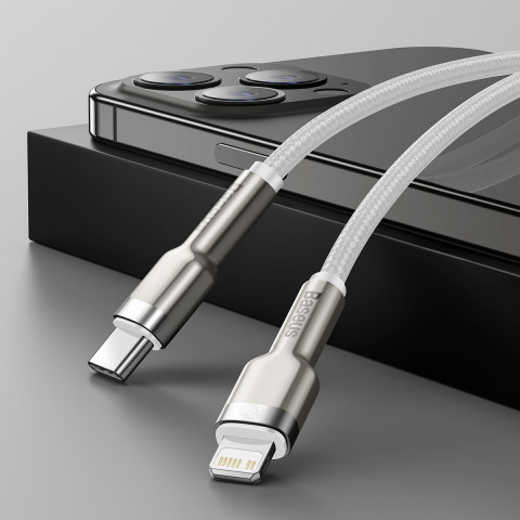 
iPhone USB-C laidas – „Lightning“ serijos metalinis duomenų perdavimo laidas 20 W PD 2 m – baltas

