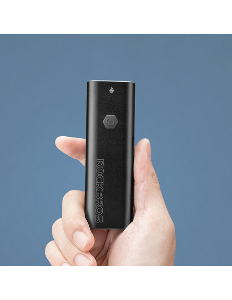 
Priekinis dviračio žibintas su žibintuvėlio funkcija, baltas, 600 lm, IPX6, USB-C - juodas
