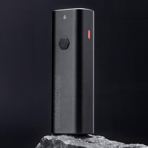 
Priekinis dviračio žibintas su žibintuvėlio funkcija, baltas, 600 lm, IPX6, USB-C - juodas
