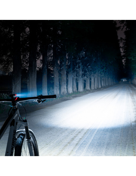 
Priekinis dviračio žibintas su žibintuvėlio funkcija, baltas, 600 lm, IPX6, USB-C - juodas
