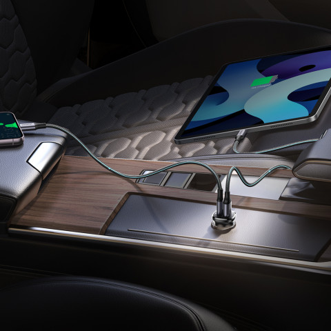 
USB-C USB-A 30W automobilinis įkroviklis – juodas
