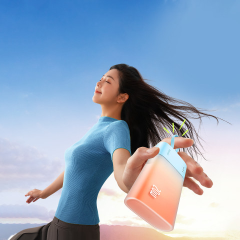 
„Popsicle“ nešiojama baterija 5200mAh 20W su „Lightning“ laidu 60W/ 20V/ 3A/ 30cm - mėlynai oranžinė
