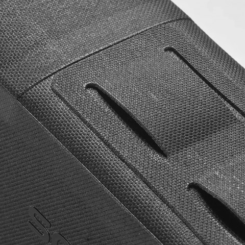 
Ant rėmo tvirtinamas vandeniui atsparus dviračio krepšys 1,5 l AS-019 - juodas
