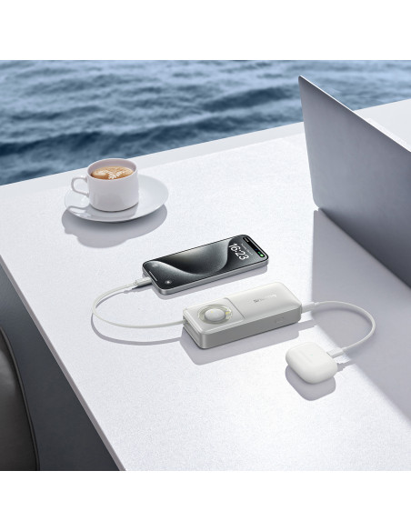 
„Free2Pull“ 10000 mAh 30 W išorinė baterija su USB-C prievadu ir ištraukiamu USB-C laidu – pilka
