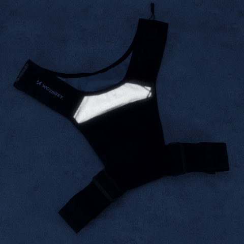 
Šviesą atspindinti bėgimo liemenė su kišenėmis – juoda
