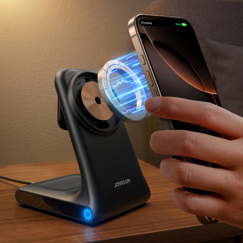 
3in1 belaidis įkroviklis su „MagSafe“ – juodas
