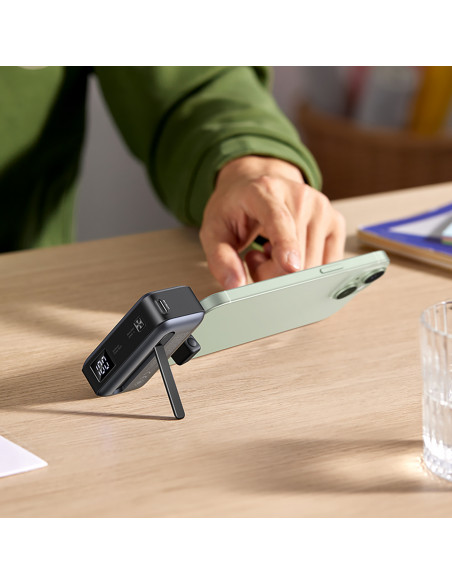 
5000mAh nešiojamas akumuliatorius su integruota USB-C (vyriškas / moteriškas) jungtimi – pilkas
