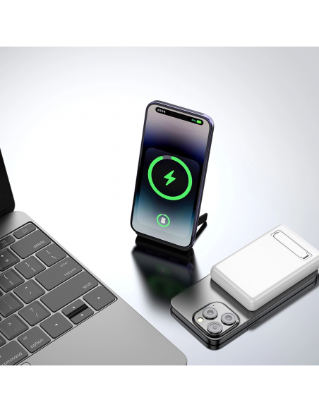 
K14S+ 10000mAh išorinė baterija su 20W stovu USB-A / USB-C / MagSafe - balta
