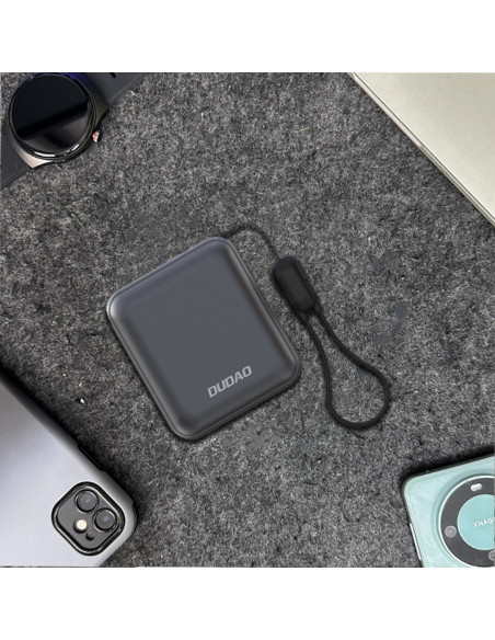 
K22+ 10000mAh išorinė baterija su pakabuku ir 22,5 W USB-C laidu – pilka
