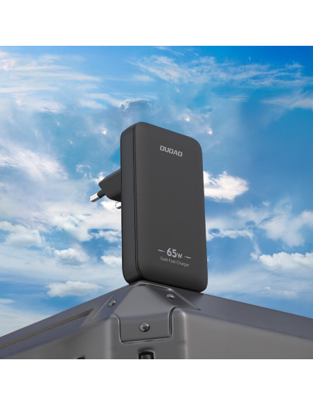 
Itin plonas GaN kelioninis sieninis įkroviklis 65 W USB-A USB-C PD ES/ JAV – juodas
