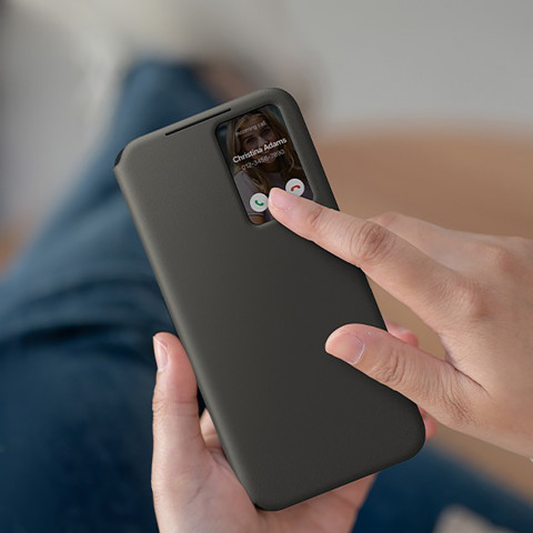 
„Samsung Smart View“ piniginės formos atverčiamas dėklas, skirtas „Samsung Galaxy S24 FE“ – juodas
