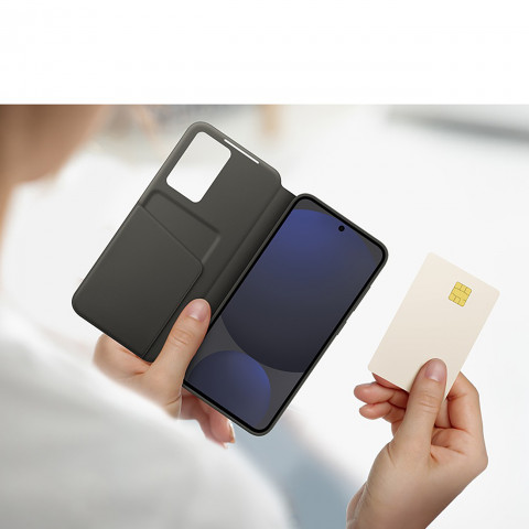 
„Samsung Smart View“ piniginės formos atverčiamas dėklas, skirtas „Samsung Galaxy S24 FE“ – juodas
