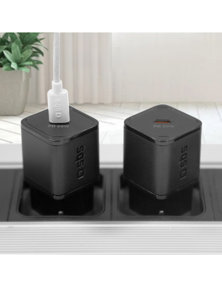 
„Power Delivery GaN USB-C“ 20 W sieninis įkroviklis – juodas
