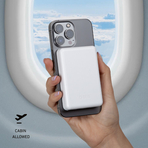 
5000 mAh USB-C nešiojamoji baterija su „MagSafe“ suderinamumu – balta
