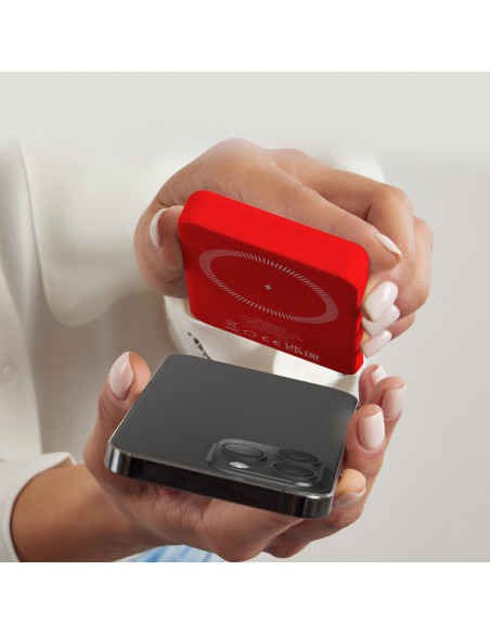 
5000 mAh „MagSafe“ išorinė baterija – raudona
