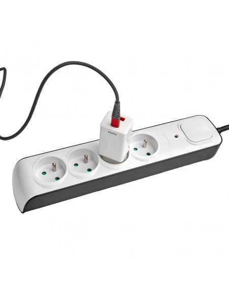 
Apsauginė juostelė nuo viršįtampių, 4 lizdai, 1,5 m, balta
