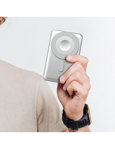 
Išorinė baterija K29 10000mAh MagSafe metalinis dėklas, stovas, laidai, USB-C, iPhone Lightning, PD 20W - pilka
