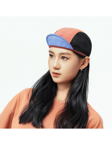 
Dviratininko kepuraitė su skydeliu, skirta dėvėti po šalmu - raudona
