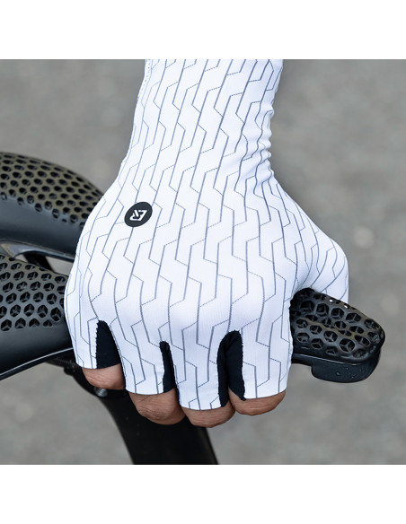 
Plento dviračių pirštinės XL dydžio - baltos ir juodos
