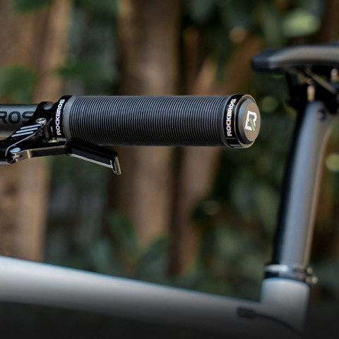 
Susuktos, neslystančios dviračių rankenos - juodos
