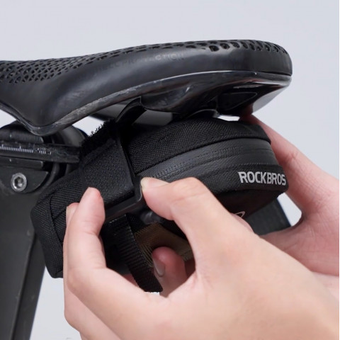 
Mini dviračio balnelio krepšys su CO2 baliono laikikliu – juodas ir žalias
