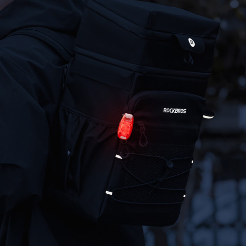 
Vandeniui atspari dviračių kuprinė su vėsinimo skyriumi 14 l - juoda
