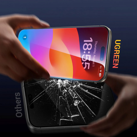 
Grūdintas stiklas su tvirtinimo rėmeliu, skirtas „iPhone 16 Pro Max“ - 2 vnt.
