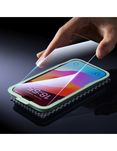 
Grūdintas stiklas su tvirtinimo rėmeliu, skirtas „iPhone 16 Pro Max“ - 2 vnt.
