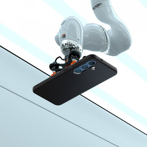 
„Samsung Galaxy S25+“ „Liquid Air“ dėklas – matinės juodos spalvos
