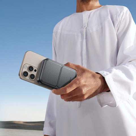 
Išorinė baterija 10000mAh 22.5W Qi2 JR-PBM11 MagSafe su stovu - juoda
