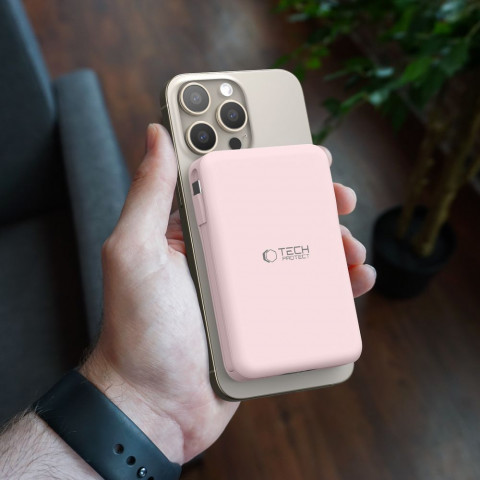 
10000 mAh USB-A USB-C išorinė baterija su USB-C iPhone Lightning MagSafe laidais – rožinė
