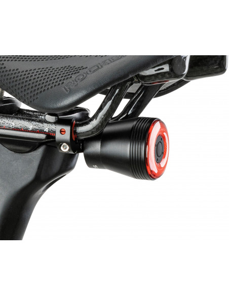 
Q5 galinis dviračio žibintas su išmania stabdymo sistema – juodas
