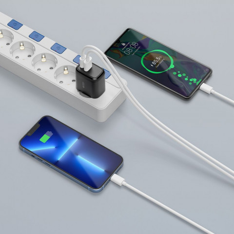 
USB-C PD 20W / USB-A QC 3.0 sieninis įkroviklis – juodas
