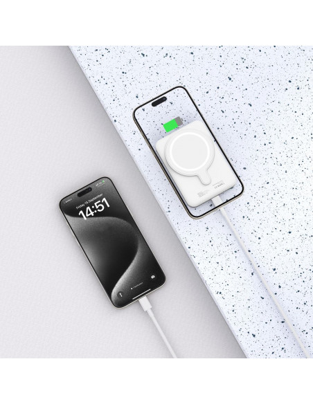 
5000 mAh nešiojama baterija su „MagSafe USB-C“ 15 W ir USB-C laidu – balta
