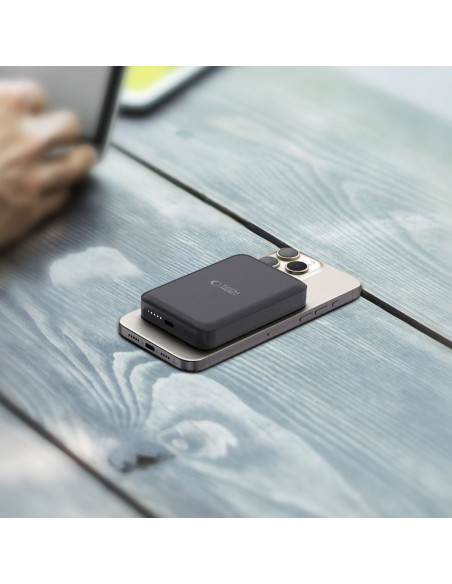 
10000mAh „MagSafe“ USB-C 15 W išorinė baterija su USB-C laidu – juoda
