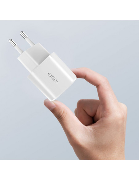 
C20W mini USB-C PD 20W / USB-A QC 3.0 sieninis įkroviklis – baltas
