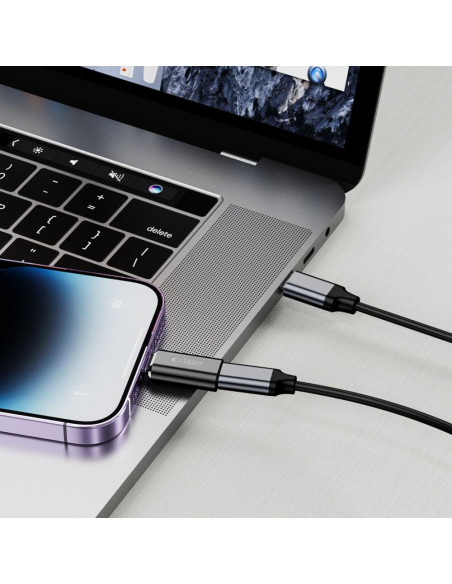 
„iPhone Lightning“ (vyriškas) į USB-C (lizdas) adapteris – juodas
