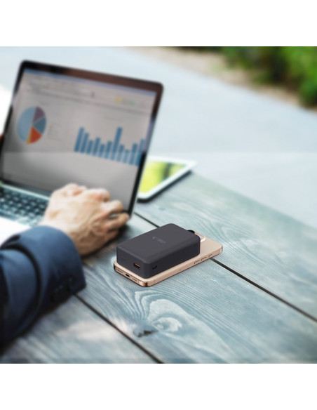 
20000mAh išorinė baterija su „MagSafe USB-C“ laidu, 30 cm, juoda
